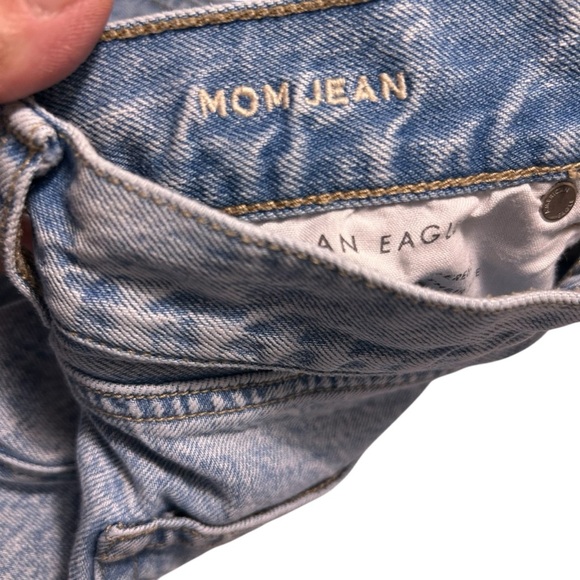 American Eagle Busted Knee High Waist Straight Leg Ankle Jeans Sz 6 - Picture 8 of 16